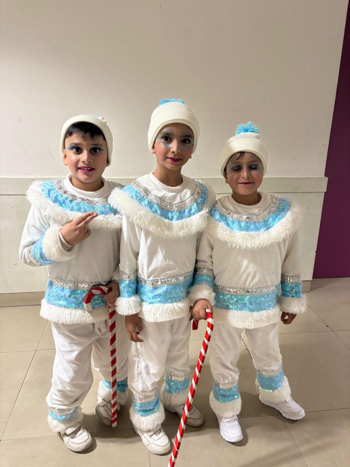 Snowflake Winter Set — Annual Day